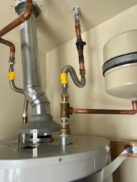 Water heater installation and plumbing repair in Marumsco Woods